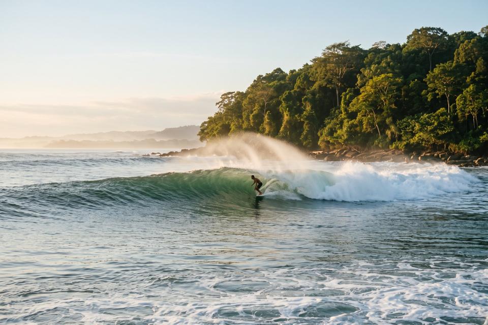 Pantai Plengkung (G-Land) [DUMMY]